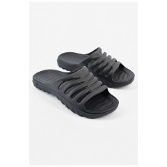 Шльопанці піна чоловічі чорного кольору 163126L
