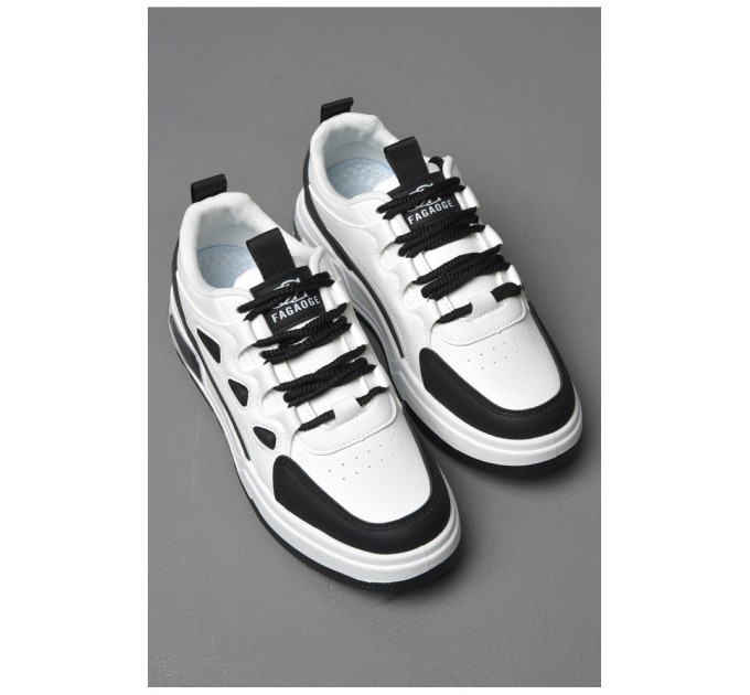 Кросівки чоловічі чорно-білого кольору на шнурівці 177370L