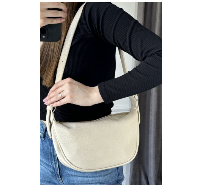 Сумка женская из экокожи бежевого цвета 178700L