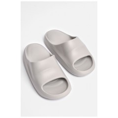 Шльопанці чоловічі піна сірого кольору 181561L