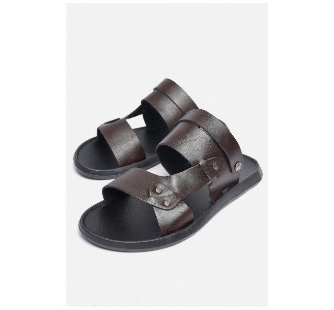 Шльопанці чоловічі коричневого кольору 181901L