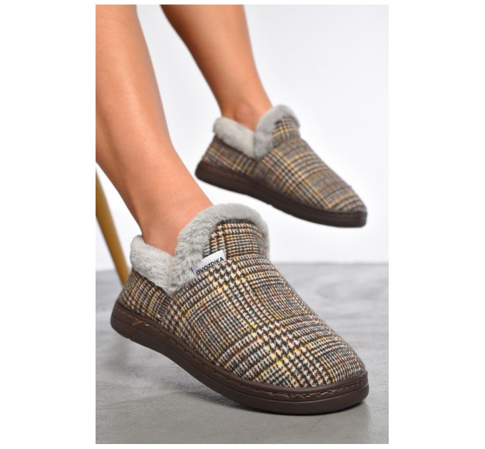 Капці домашні чуні жіночі коричневого кольору 188997L
