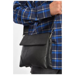 Сумка чоловіча через плече з екошкіри чорного кольору 192813L