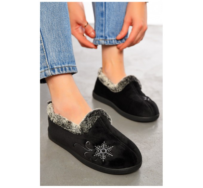Капці жіночі на хутрі чорного кольору з візерунком 193290L