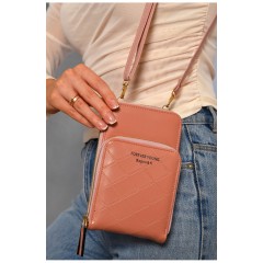 Клатч жіночий з екошкіри темно-рожевого кольору 193591L