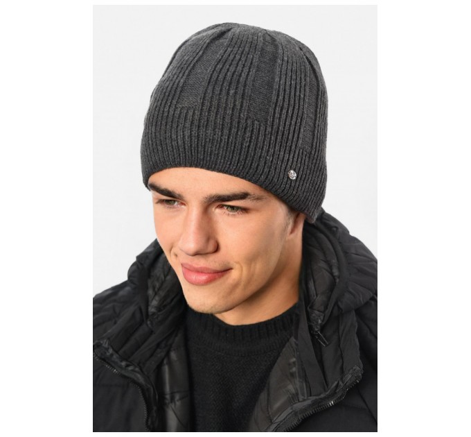 Шапка чоловіча на флісі темно-сірого кольору 193766L
