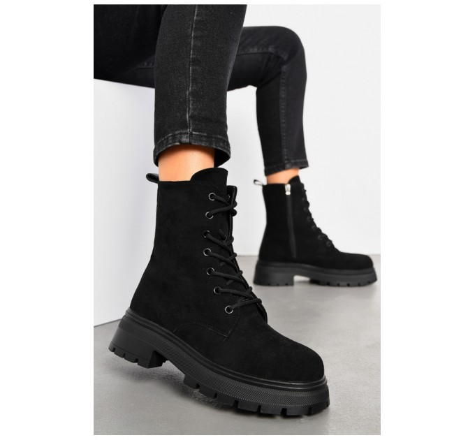 Черевики жіночі зимові чорного кольору 194060L