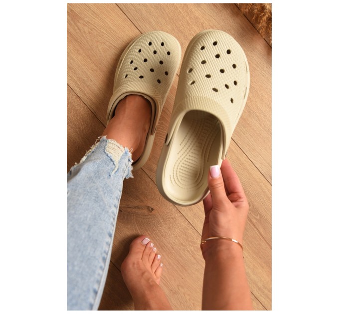 Крокси жіночі світло-бежевого кольору 196659L