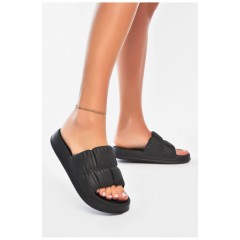 Шльопанці піна жіночі чорного кольору 196721L