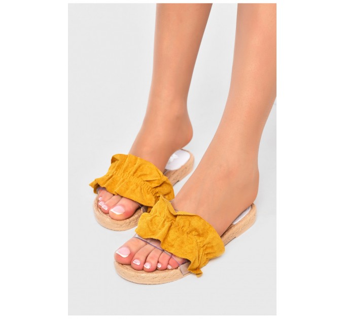 Шльопанці жіночі гірчичного кольору 202412L