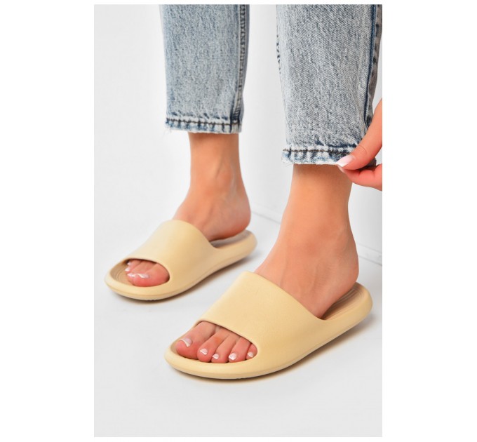 Шлепанцы пена женские бежевого цвета 203725L