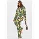 Костюм женский зеленого цвета с принтом 204971L