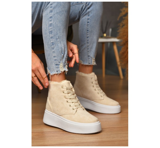Черевики жіночі зимові молочного кольору 205617L