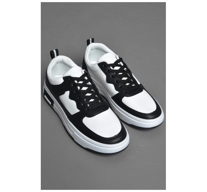 Кроссовки мужские черно-белого цвета на шнуровке 172336L