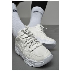 Кросівки жіночі білого кольору на шнурівці 174266L