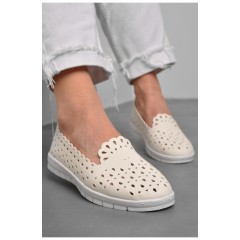 Мокасини жіночі молочного кольору 177139L