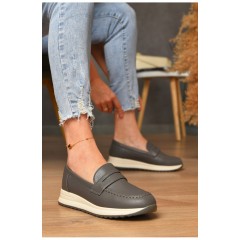 Лофери жіночі сірого кольору 178048L