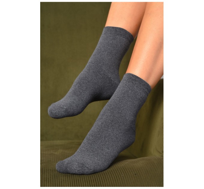 Шкарпетки жіночі махрові сірого кольору 184332L