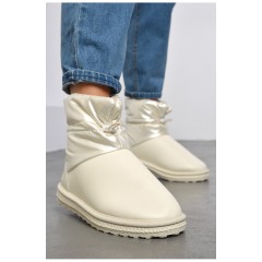 Уггі жіночі на хутрі білого кольору 186200L