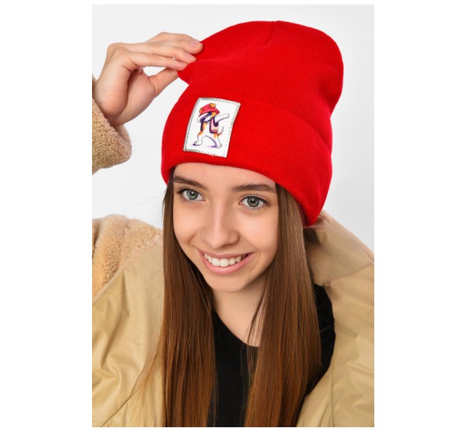 Зимняя шапка подростковая с нашивкой красного цвета 193212L