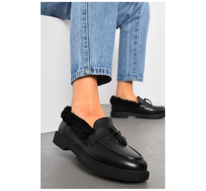 Туфлі-лофери жіночі на хутрі чорного кольору 194045L