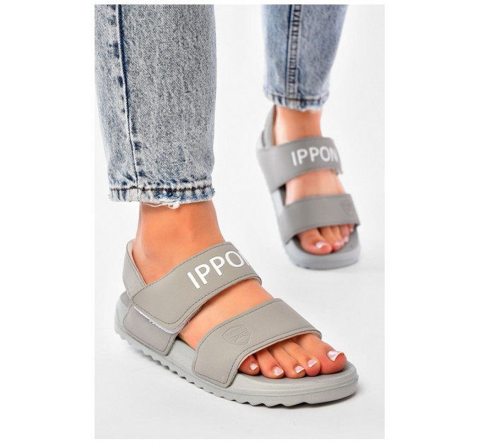 Сандали женские серого цвета 201148L
