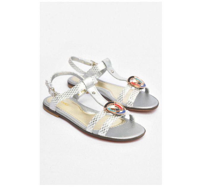 Босоножки для девочки серебристого цвета 202179L