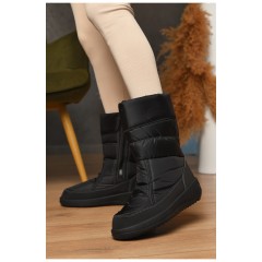 Дутики женские на меху черного цвета 205600L