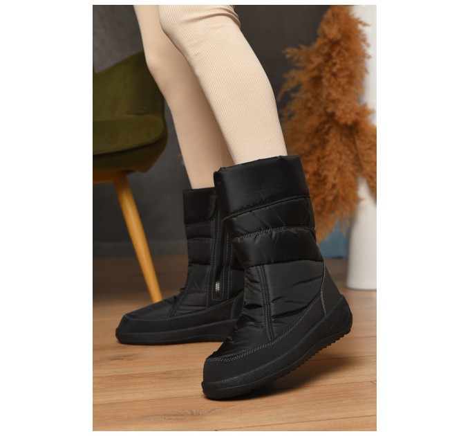 Дутики женские на меху черного цвета 205600L