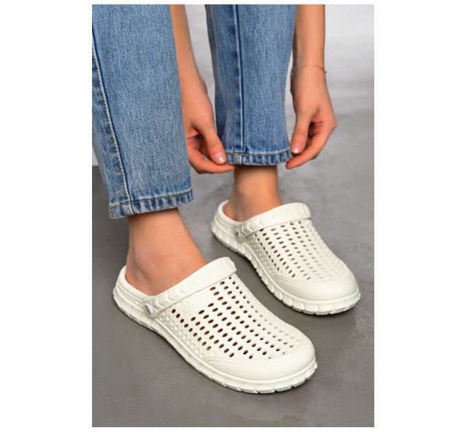 Крокси жіночі білого кольору 155990L