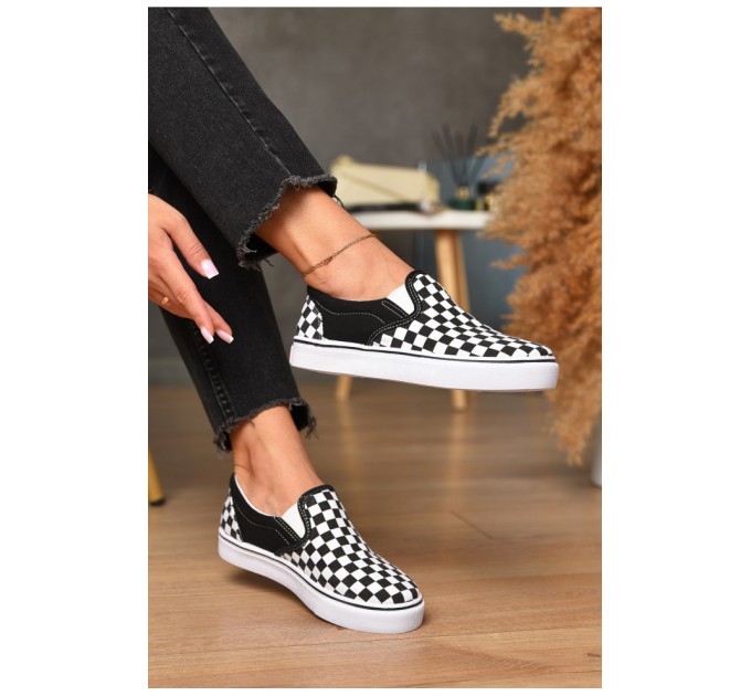 Слипоны женские черного цвета 156452L