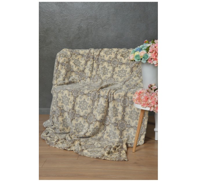 Плед бежевого цвета с принтом размер 180*200 164104L