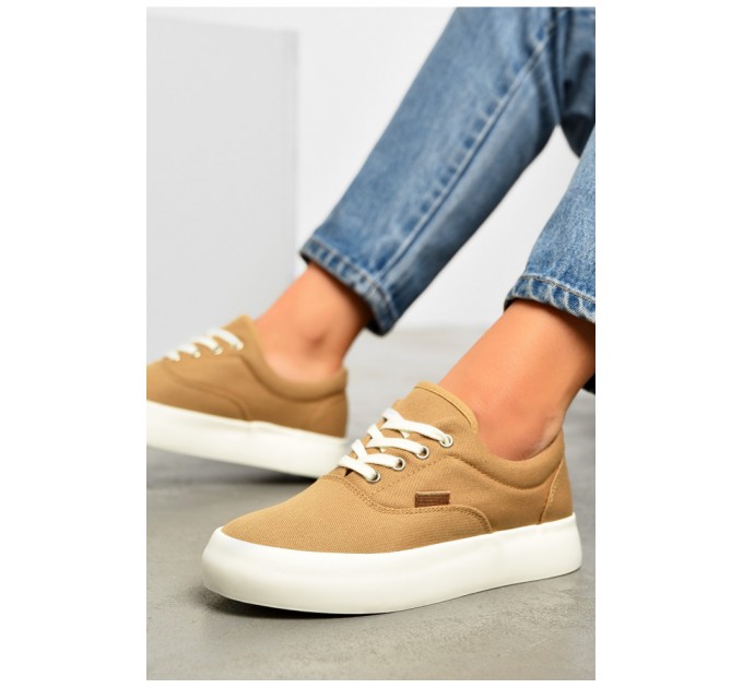 Кеды женские бежевого цвета на шнуровке 165855L