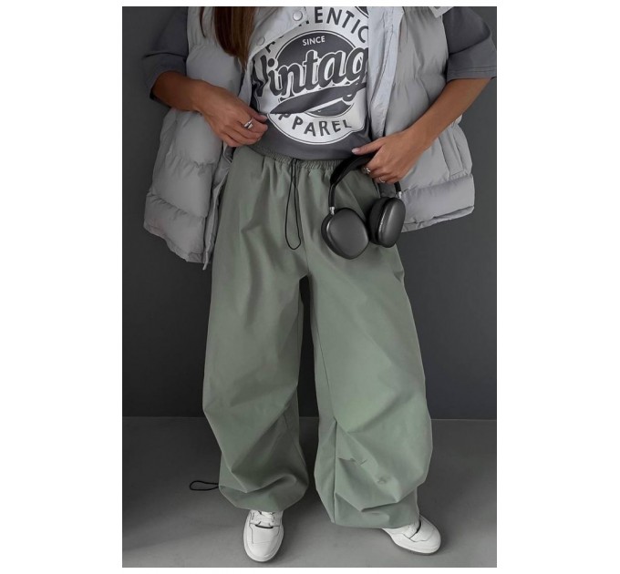 Спортивні штани жіночі фісташкового кольору 172783L