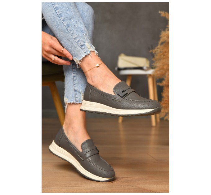 Лоферы женские серого цвета 178046L