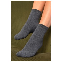 Шкарпетки жіночі махрові сірого кольору 184333L