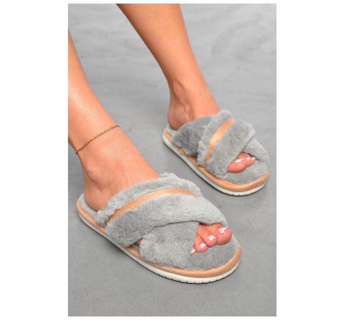 Капці домашні жіночі хутряні сірого кольору 184663L