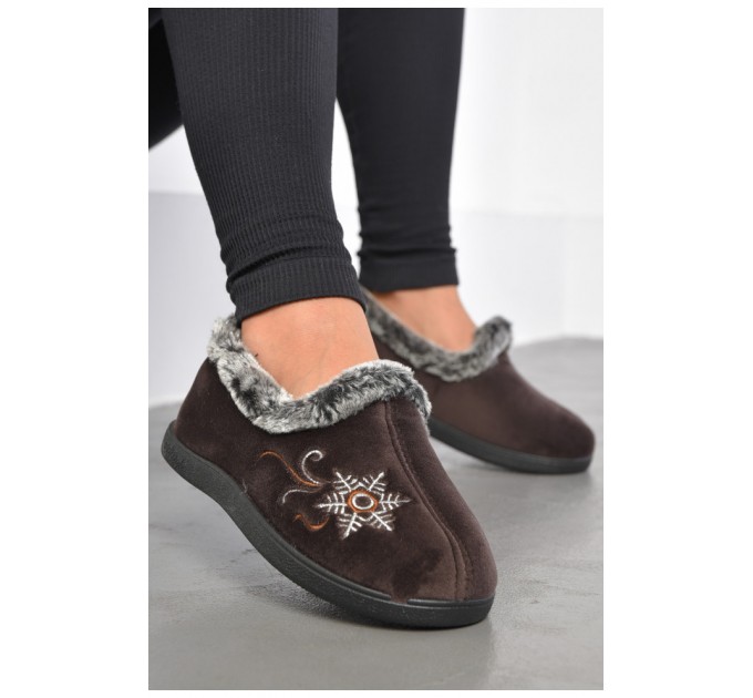 Капці жіночі на хутрі коричневого кольору з візерунком 186055L