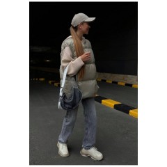 Жилетка жіноча зеленого кольору 190424L