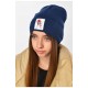 Шапка зимова підліткова з нашивкою синього кольору 193226L