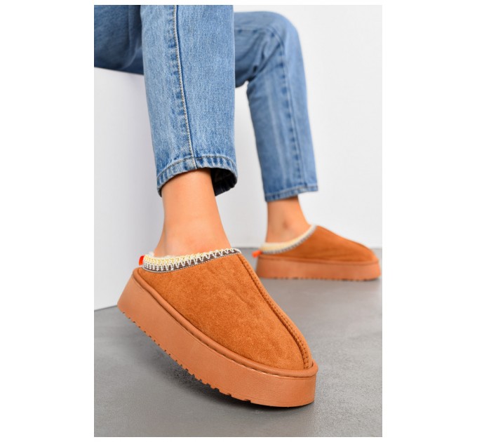 Капці-уггі жіночі коричневого кольору штучна замша 194015L