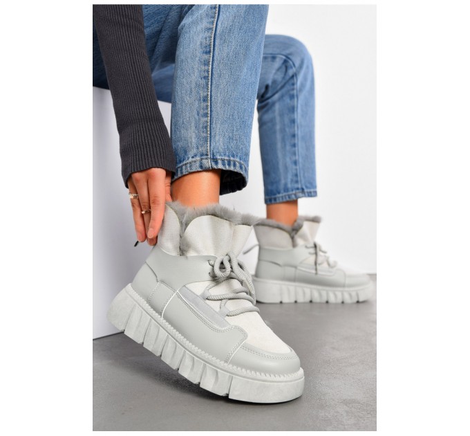 Черевики жіночі зимові сірого кольору на хутрі 194116L