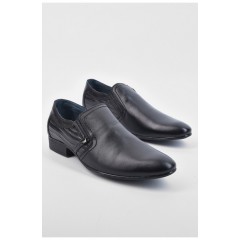 Туфлі підліткові для хлопчика чорного кольору 194349L