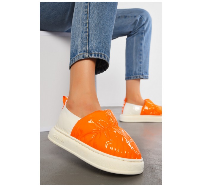 Капці домашні жіночі помаранчевого кольору 194781L