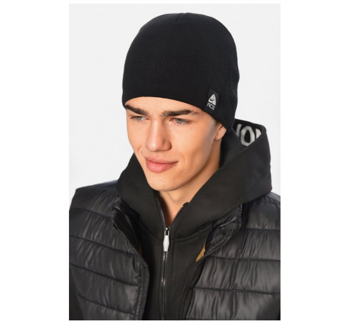 Мужская шапка на флисе черного цвета 195122L