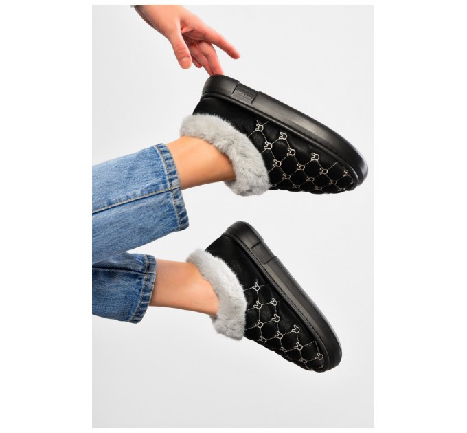 Уггі жіночі укорочені еко шкіра чорного кольору 195663L