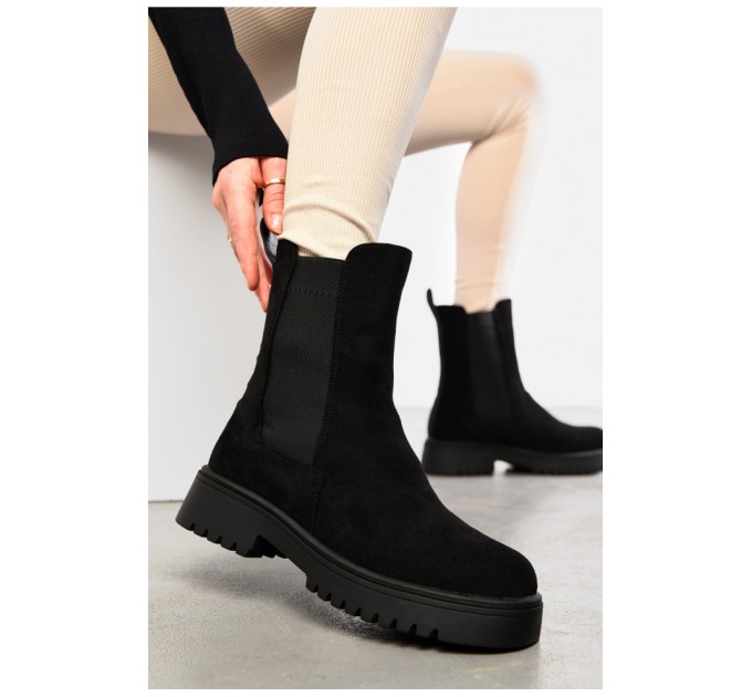 Черевики жіночі зимові чорного кольору 196072L