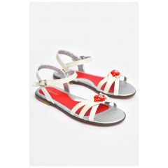 Босоножки для девочки молочного цвета 202181L