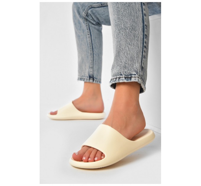 Шлепанцы пена женские молочного цвета 203729L