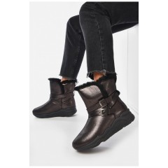 Уггі жіночі темно-коричневого кольору на хутрі 204394L